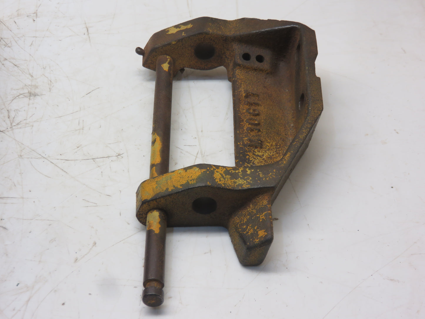 T10906T, M1061T, AM492T John Deere Throttle Control Bracket For M, MI, MT, 40