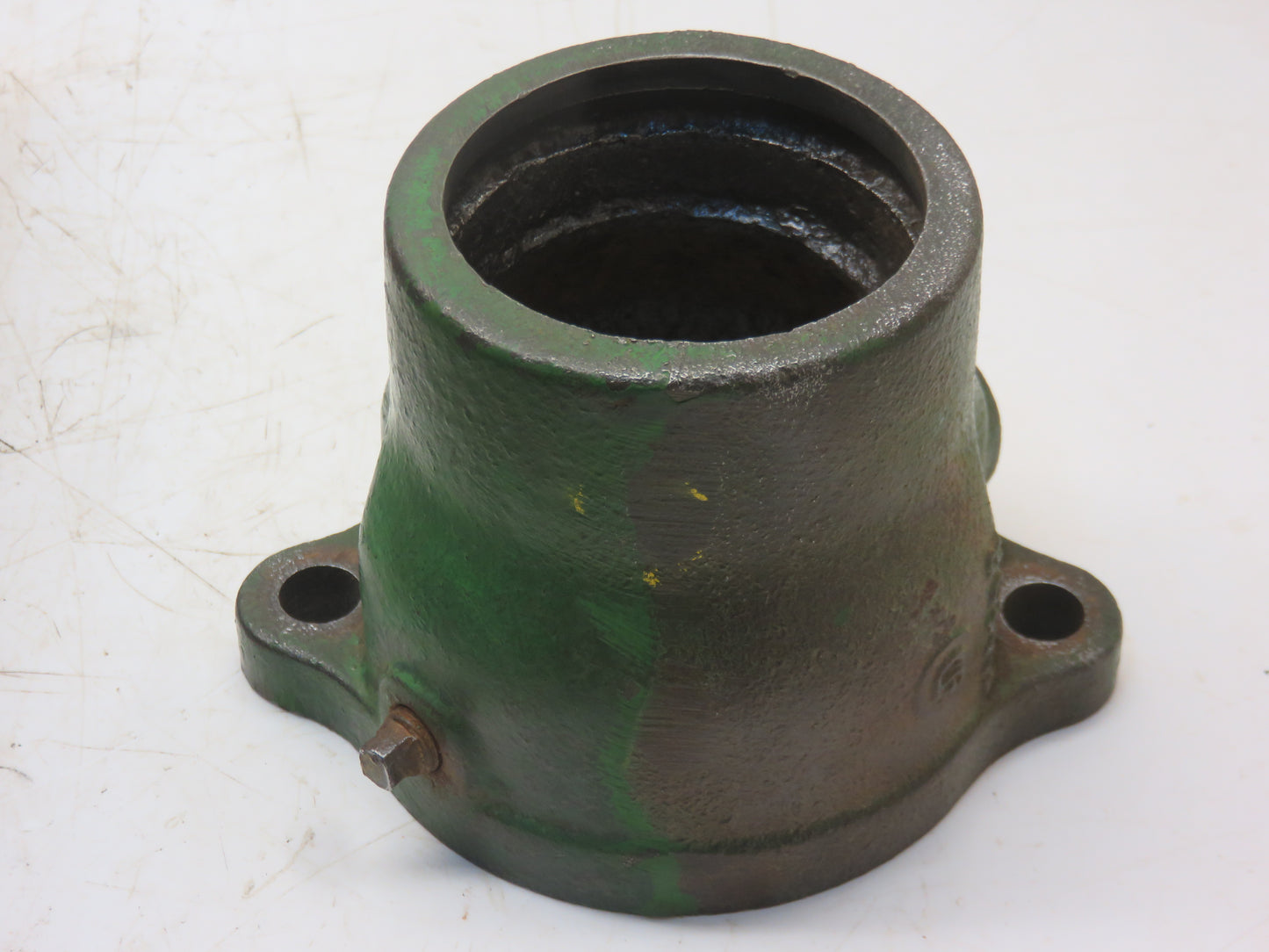 F1120R John Deere Thermostat Cover For 60, 70