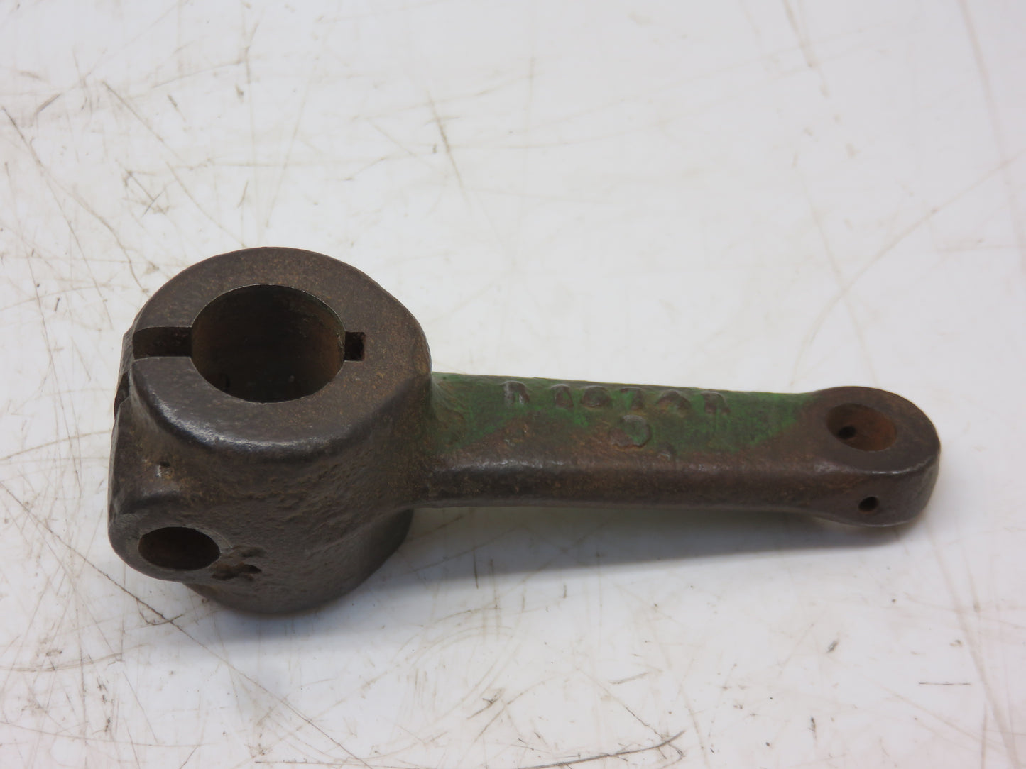 R1674R John Deere Power Trol Operating Shaft Arm For 80, 820, 830