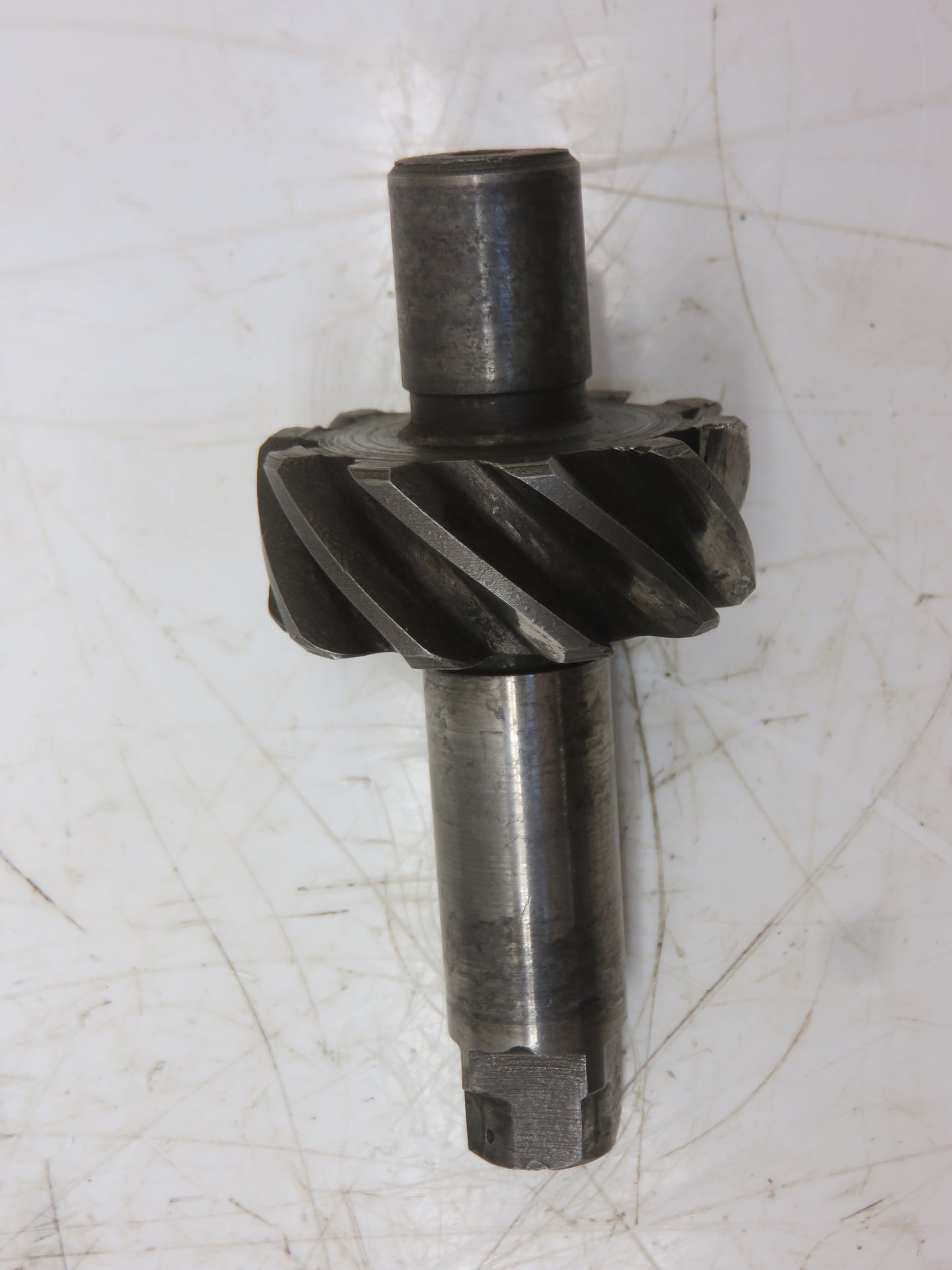 B252R John Deere Engine Oil Pump Drive Gear And Shaft For A, AR, AO, B, BR, BO