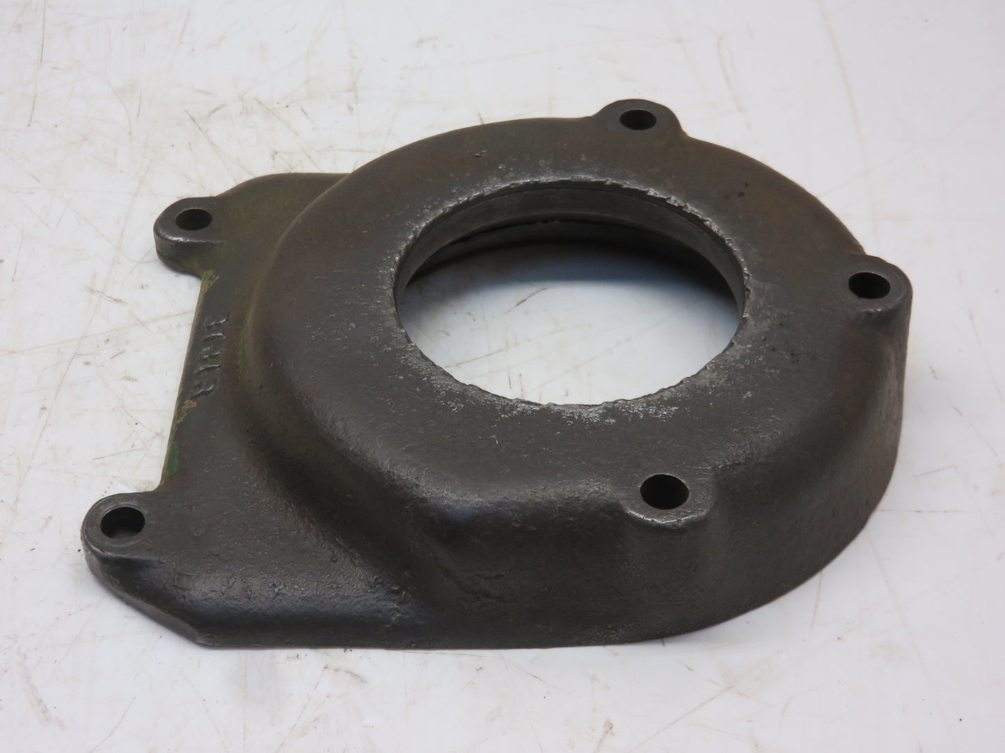 B131R John Deere Crankshaft Oil Slinger Cover For B, BR, BO