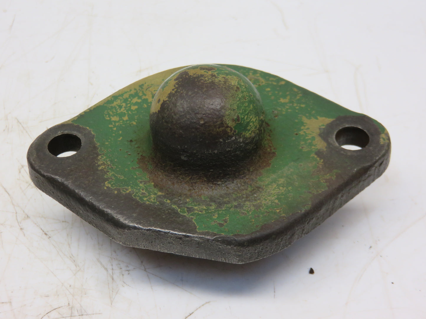 B199R John Deere Left Hand Camshaft Bearing Cap For B, BR, BO