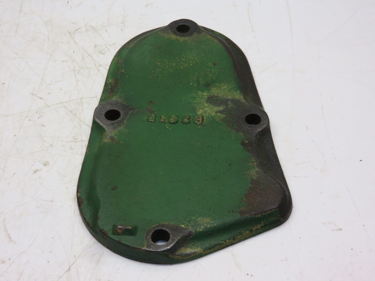B331R John Deere Left Hand Bearing Cover For B, BR, BO
