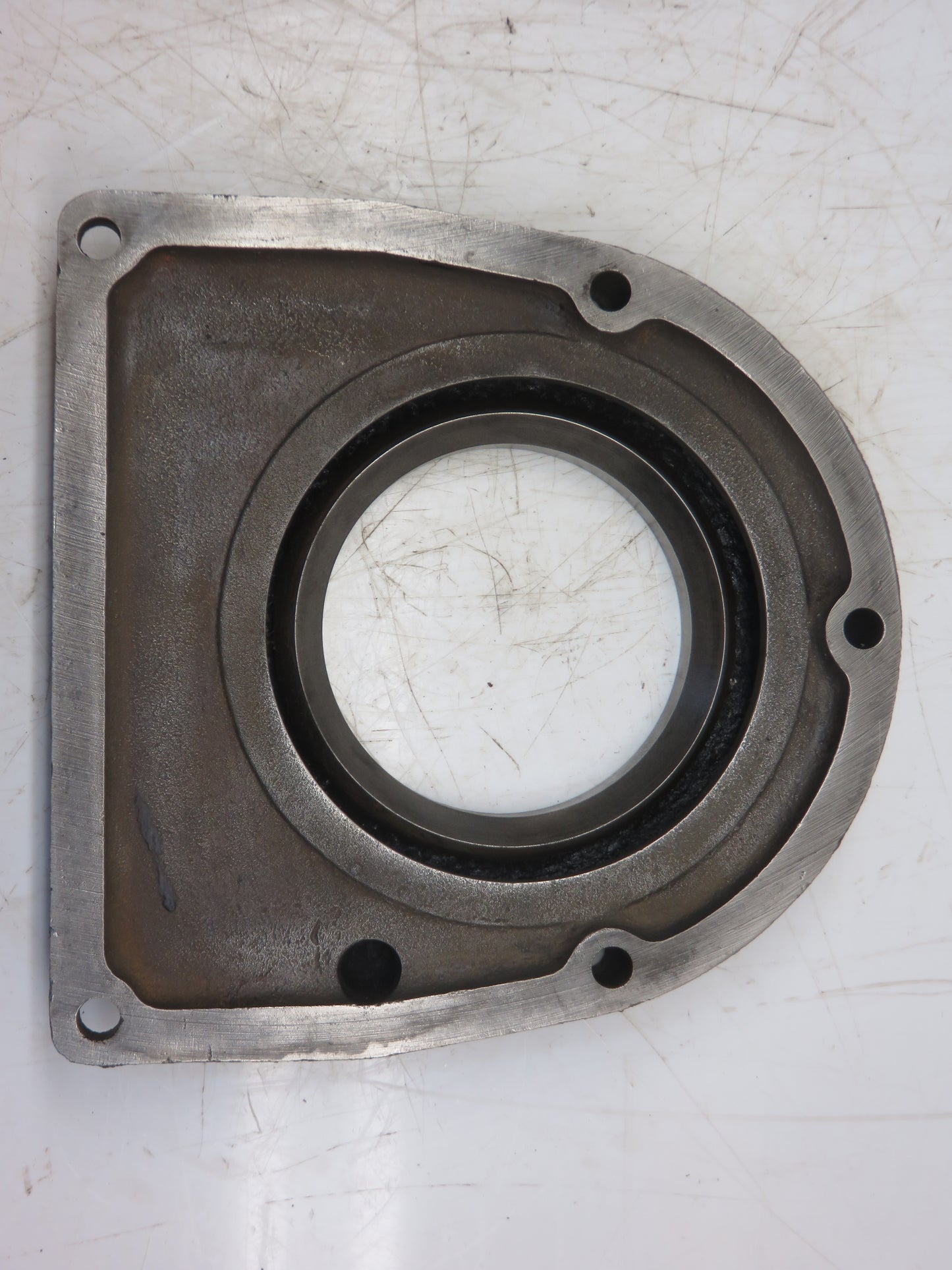 F77R John Deere Crankshaft Oil Slinger Cover For G