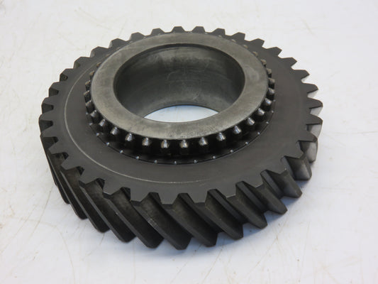 R33370, R26818 John Deere Fourth And Seventh Speed Gear For 4010, 4000, 4020, 4230