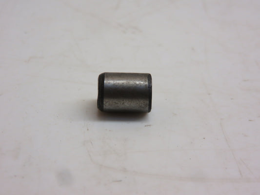 R726R John Deere Dowel Pin For R, 60, 70, 80, 520, 620, 720, 820, 530, 630, 730, 830