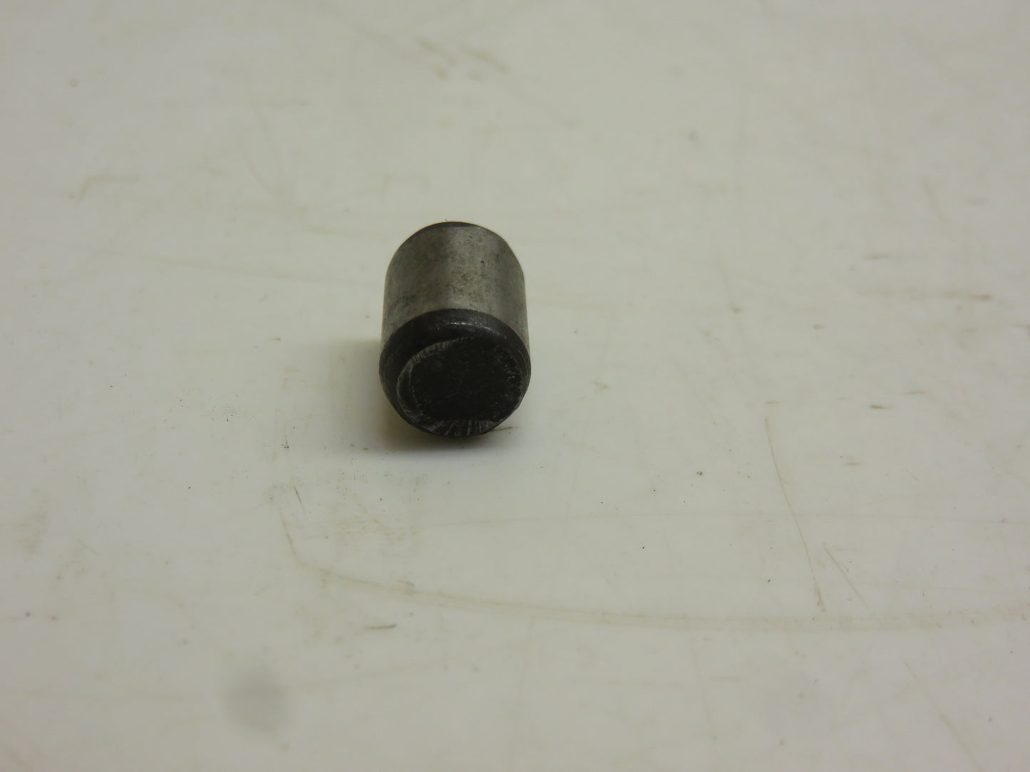 R726R John Deere Dowel Pin For R, 60, 70, 80, 520, 620, 720, 820, 530, 630, 730, 830