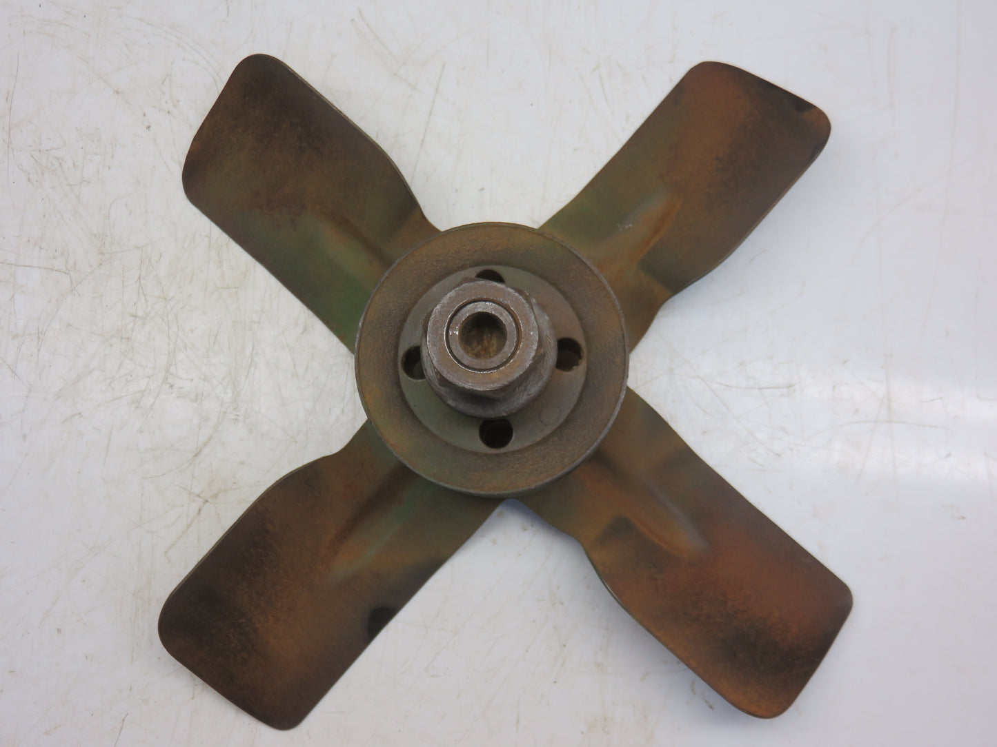 AM1810T John Deere Fan Assembly For 40, 320, 330