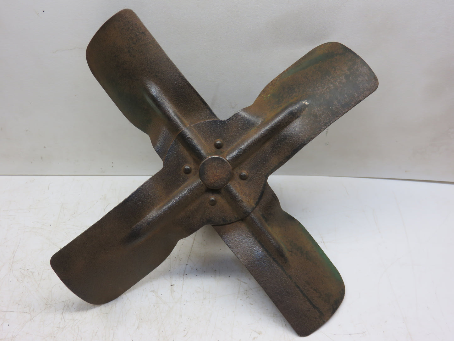 AM1810T John Deere Fan Assembly For 40, 320, 330