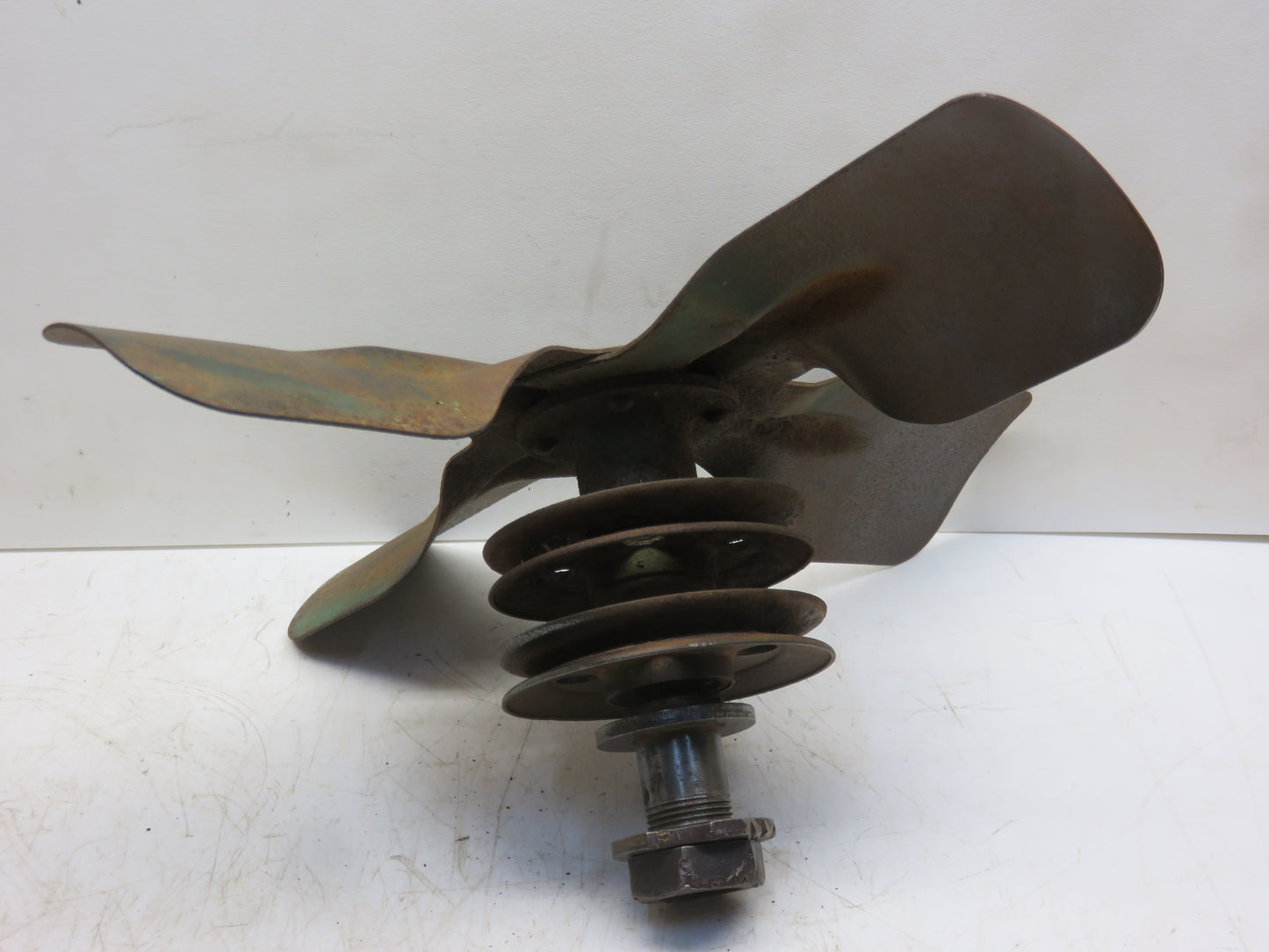 AM1810T John Deere Fan Assembly For 40, 320, 330