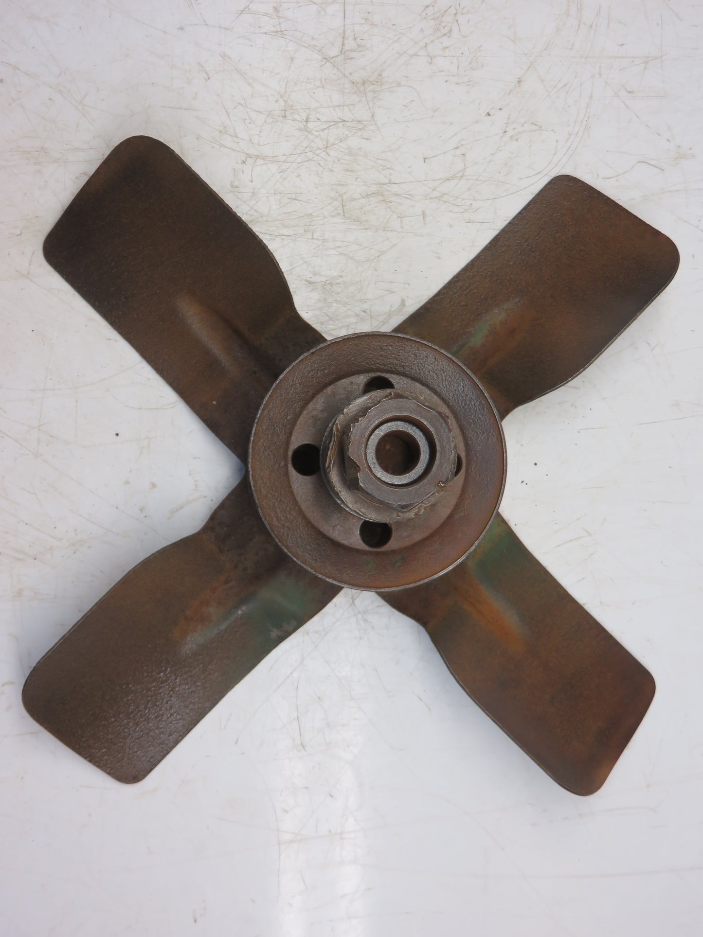 AM1810T John Deere Fan Assembly For 40, 320, 330