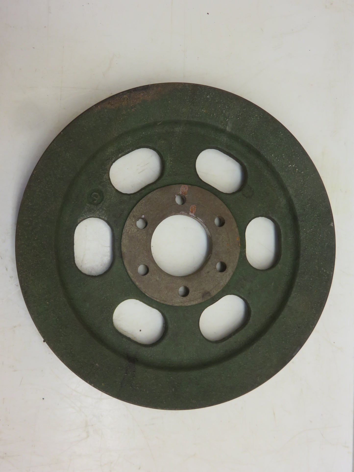 PK695H John Deere NOS Drive Feeder, Platform, Rear Beater And Fan Drive Sheave For 12A, 25
