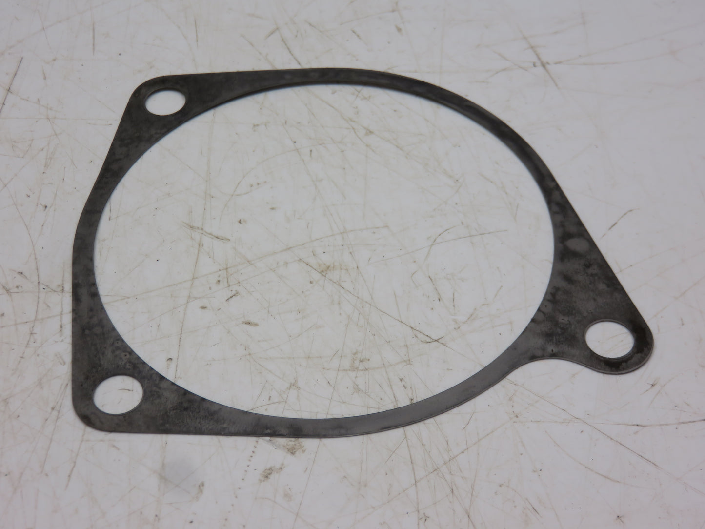 R26233 John Deere Transmission Drive Shaft Bearing Housing Shim For 3010, 4010