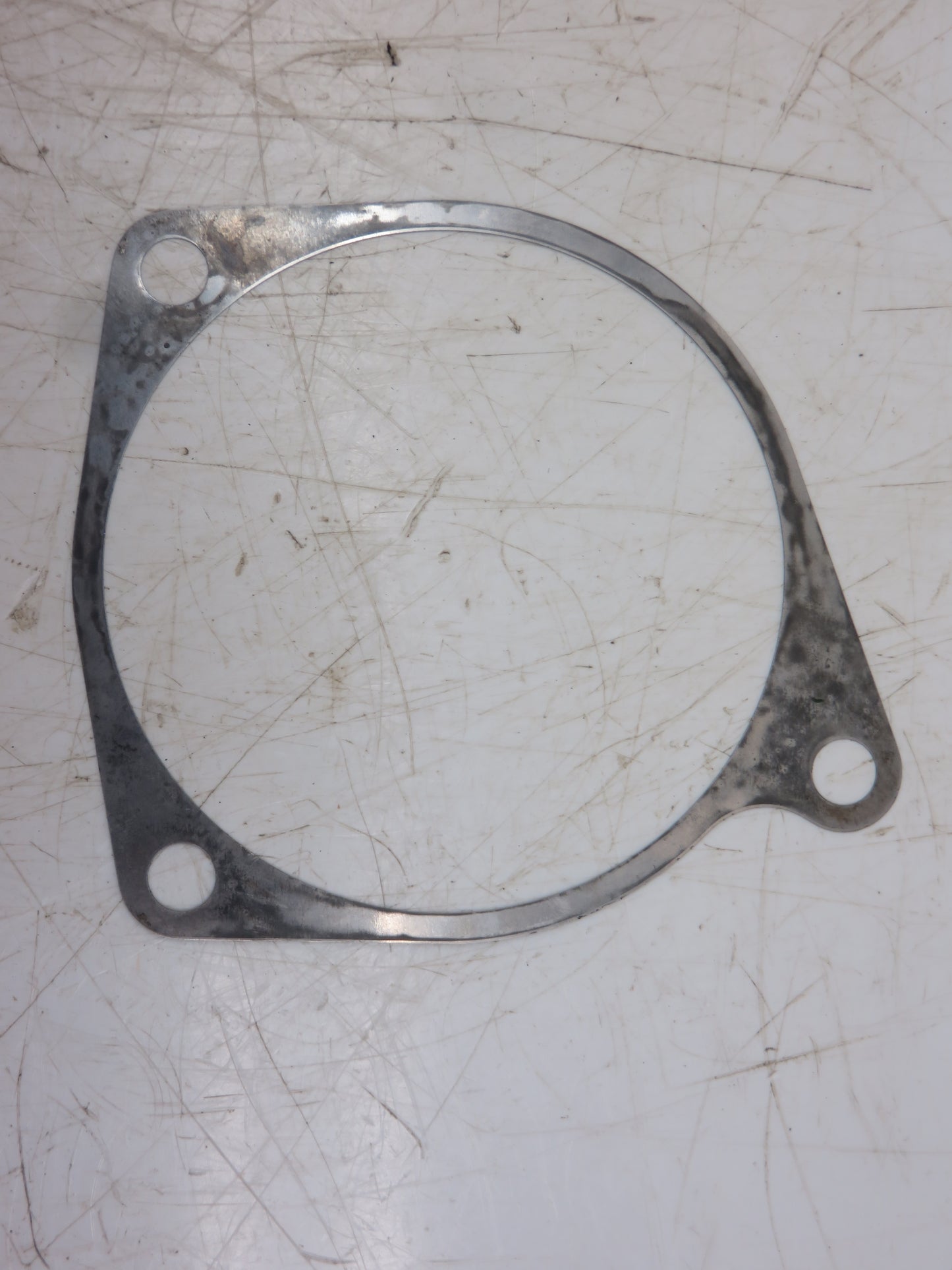 R26234 John Deere Transmission Drive Shaft Bearing Housing Shim For 3010, 4010