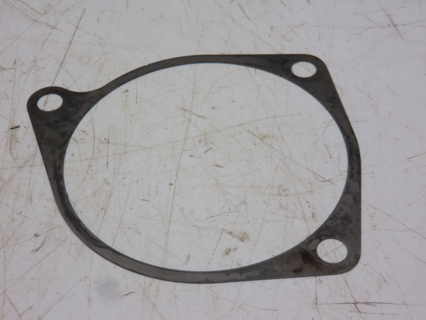 R26234 John Deere Transmission Drive Shaft Bearing Housing Shim For 3010, 4010