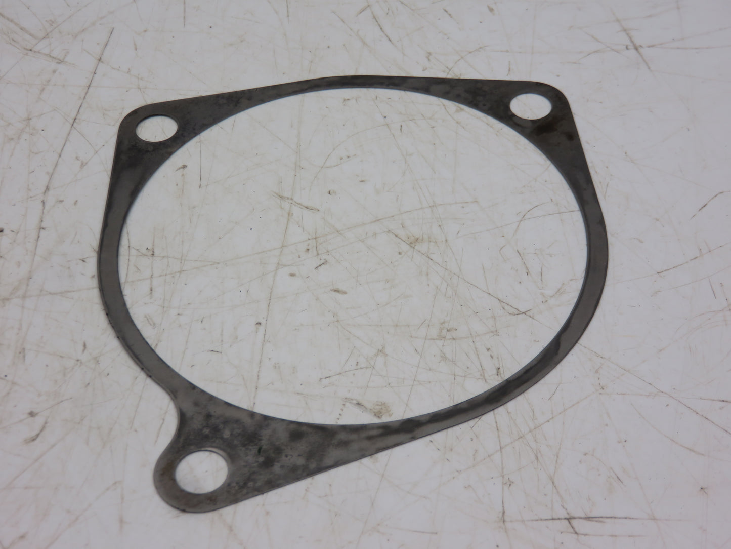 R26234 John Deere Transmission Drive Shaft Bearing Housing Shim For 3010, 4010