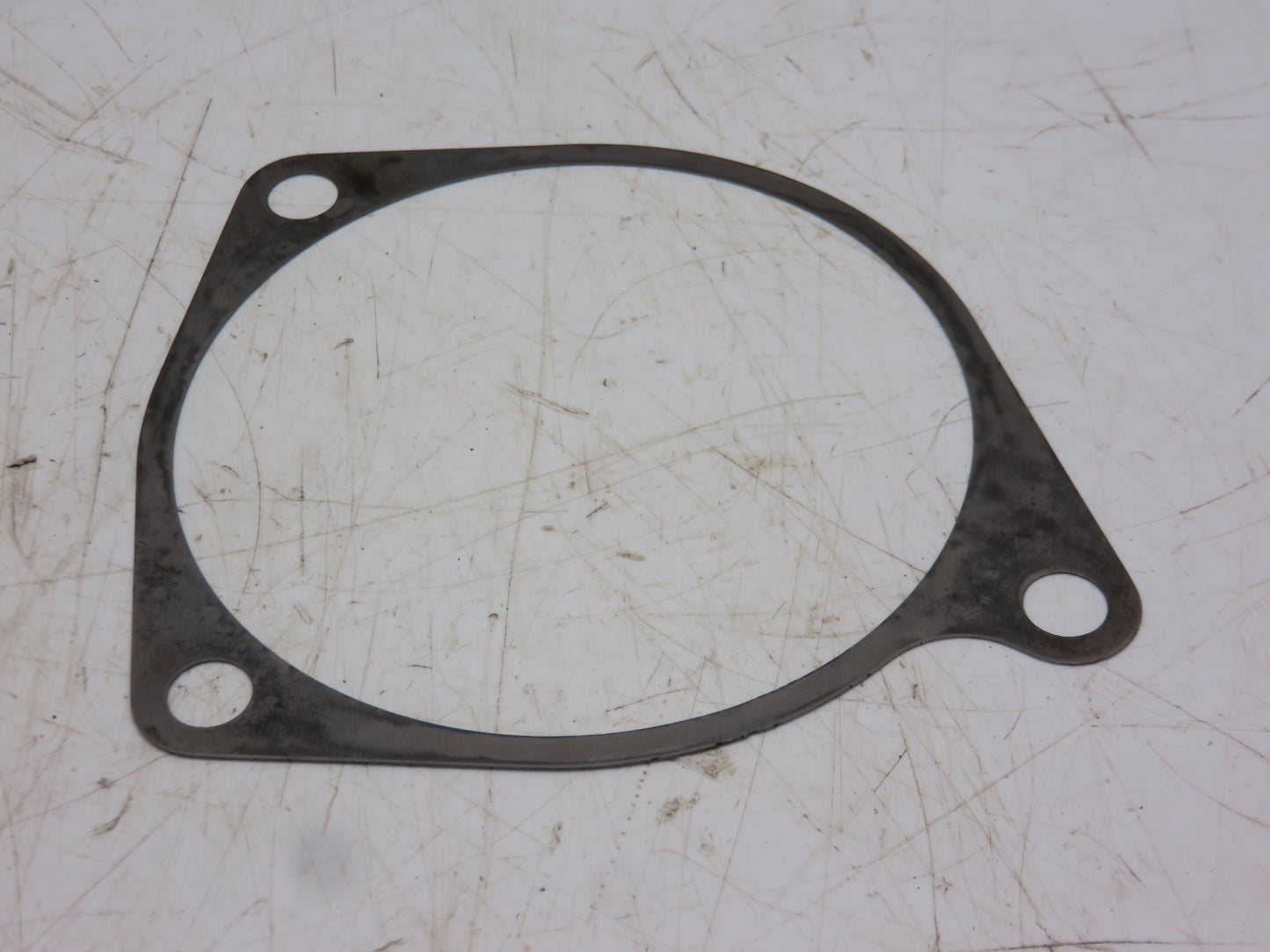 R26234 John Deere Transmission Drive Shaft Bearing Housing Shim For 3010, 4010