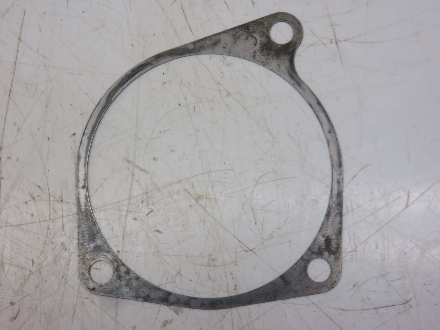 R26235 John Deere Transmission Drive Shaft Bearing Housing Shim For 4010