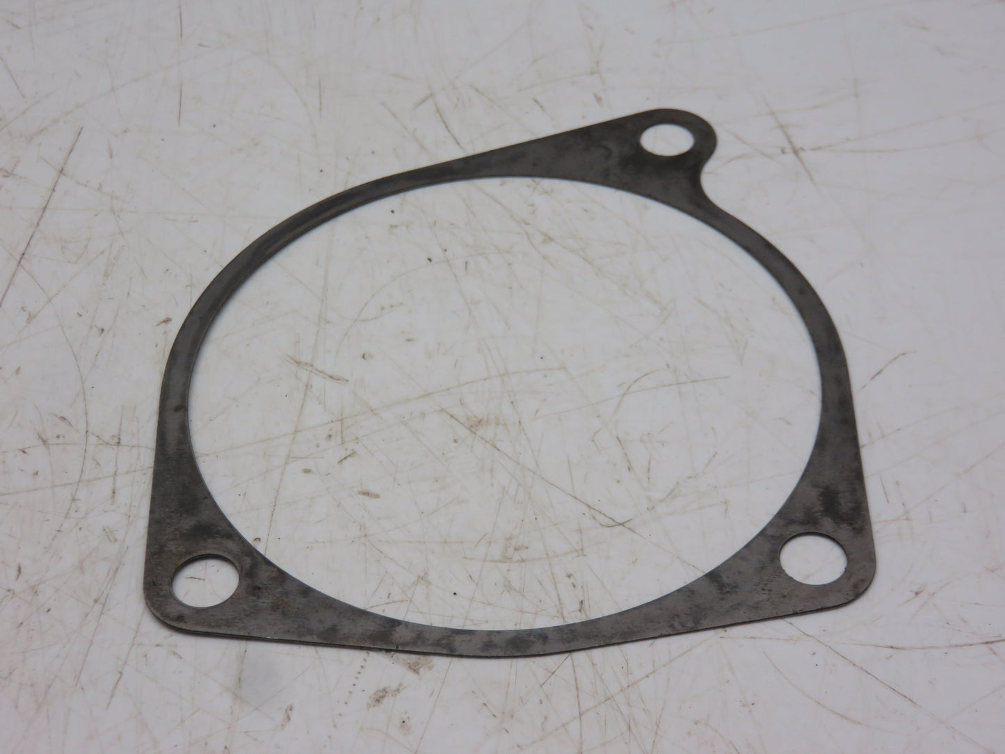 R26235 John Deere Transmission Drive Shaft Bearing Housing Shim For 4010