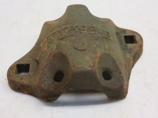 KK592B John Deere NOS Bottom Bearing Box For B, T, L, Z Disc