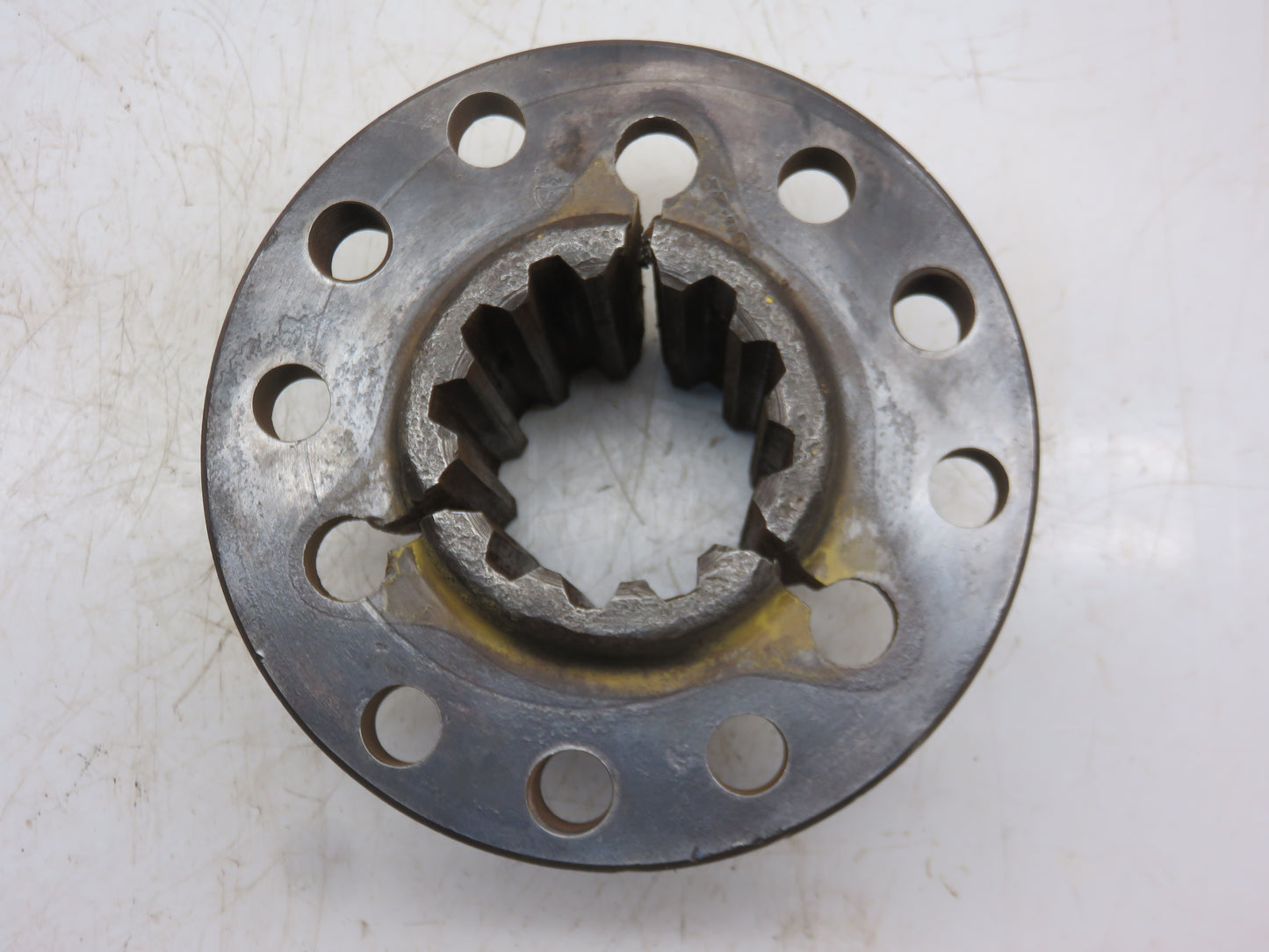 F858R John Deere Rear Hub For G