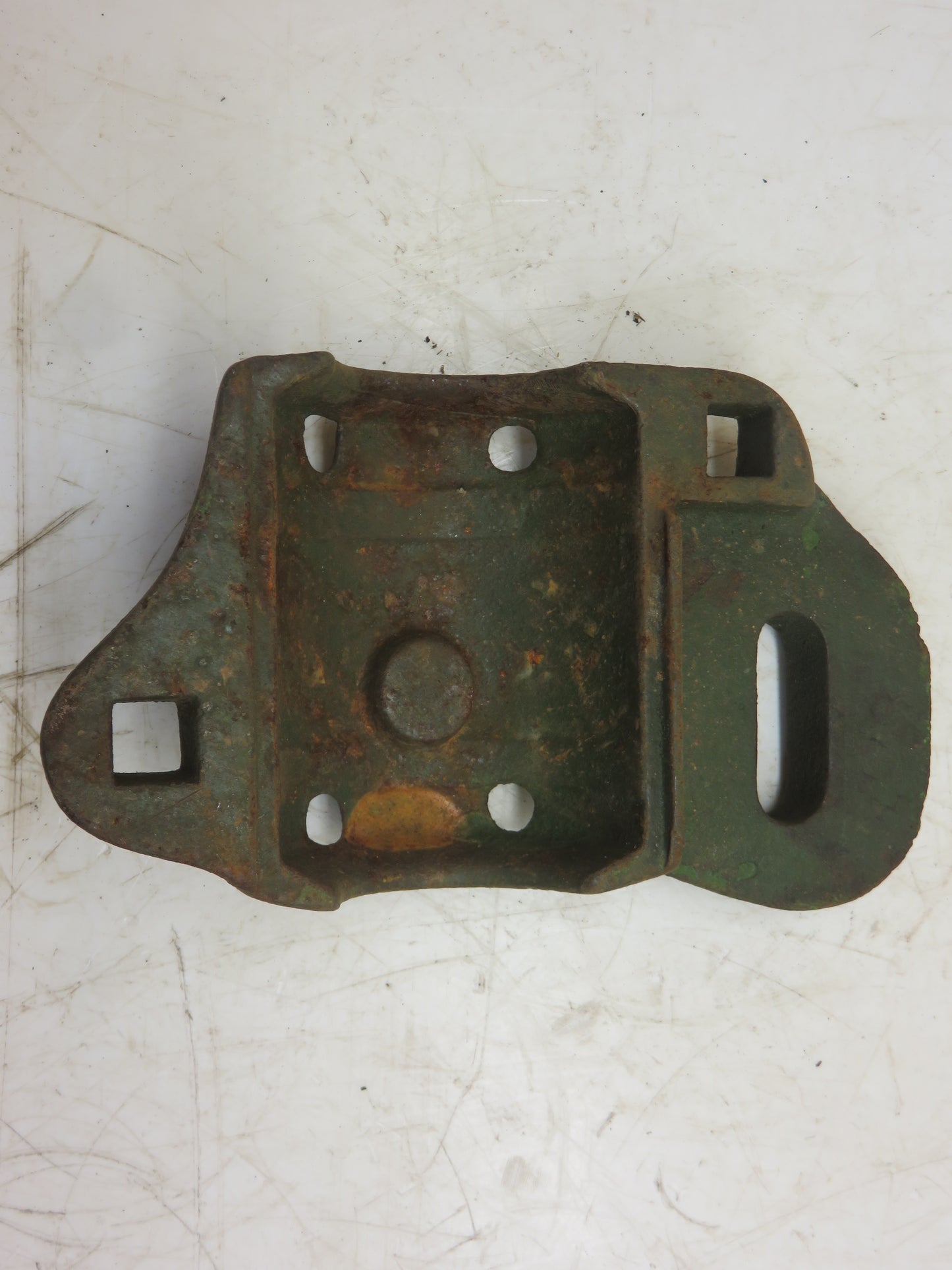 KK586B John Deere Bottom Bearing Box For B Disc