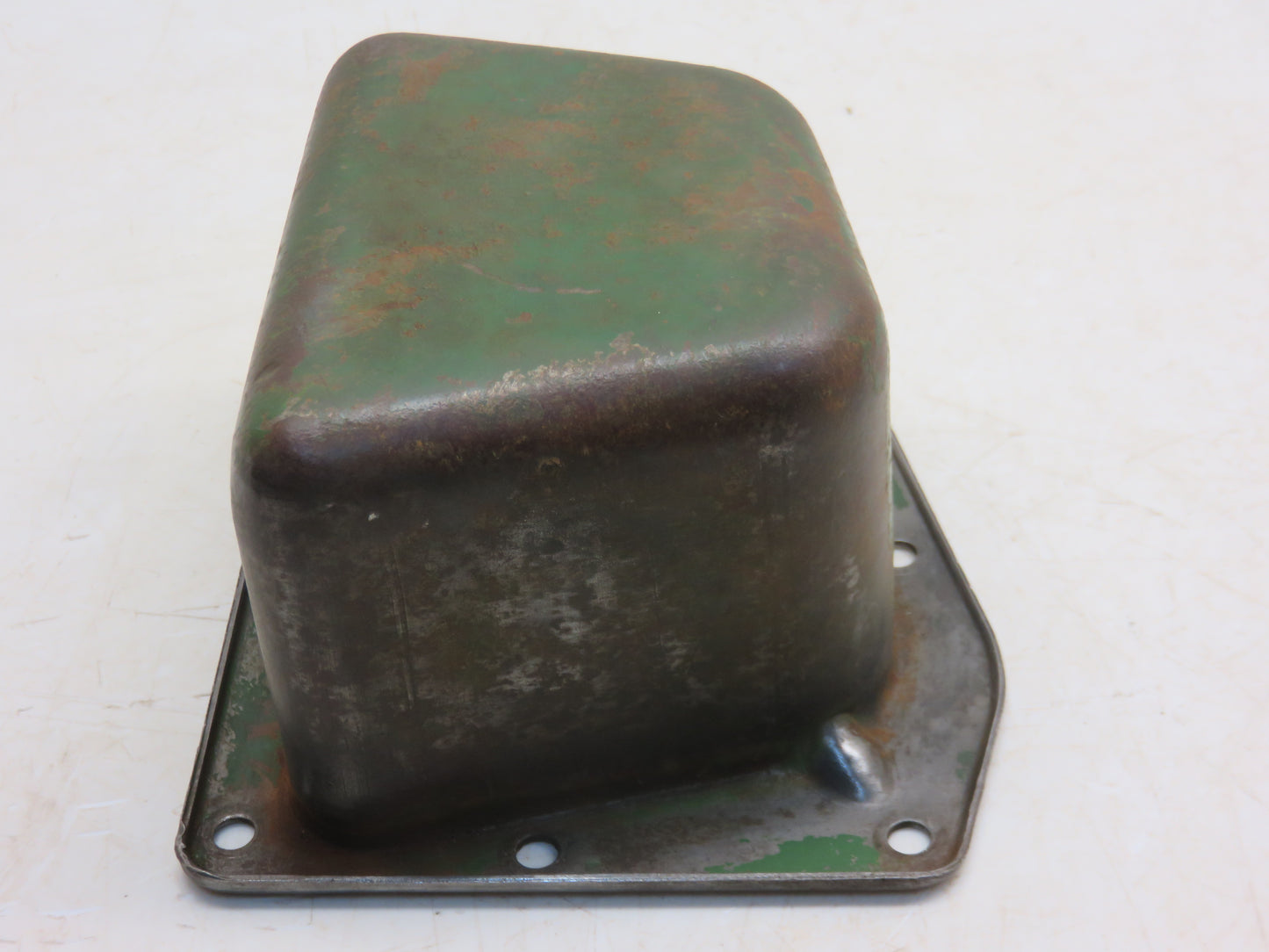 M545T, AM766T John Deere Touchomatic Valve Housing Cover For M