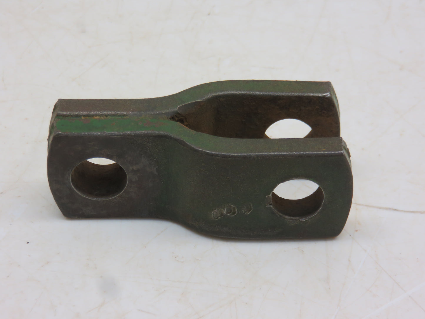 AM423T John Deere Touchomatic Lift Arm Yoke For M