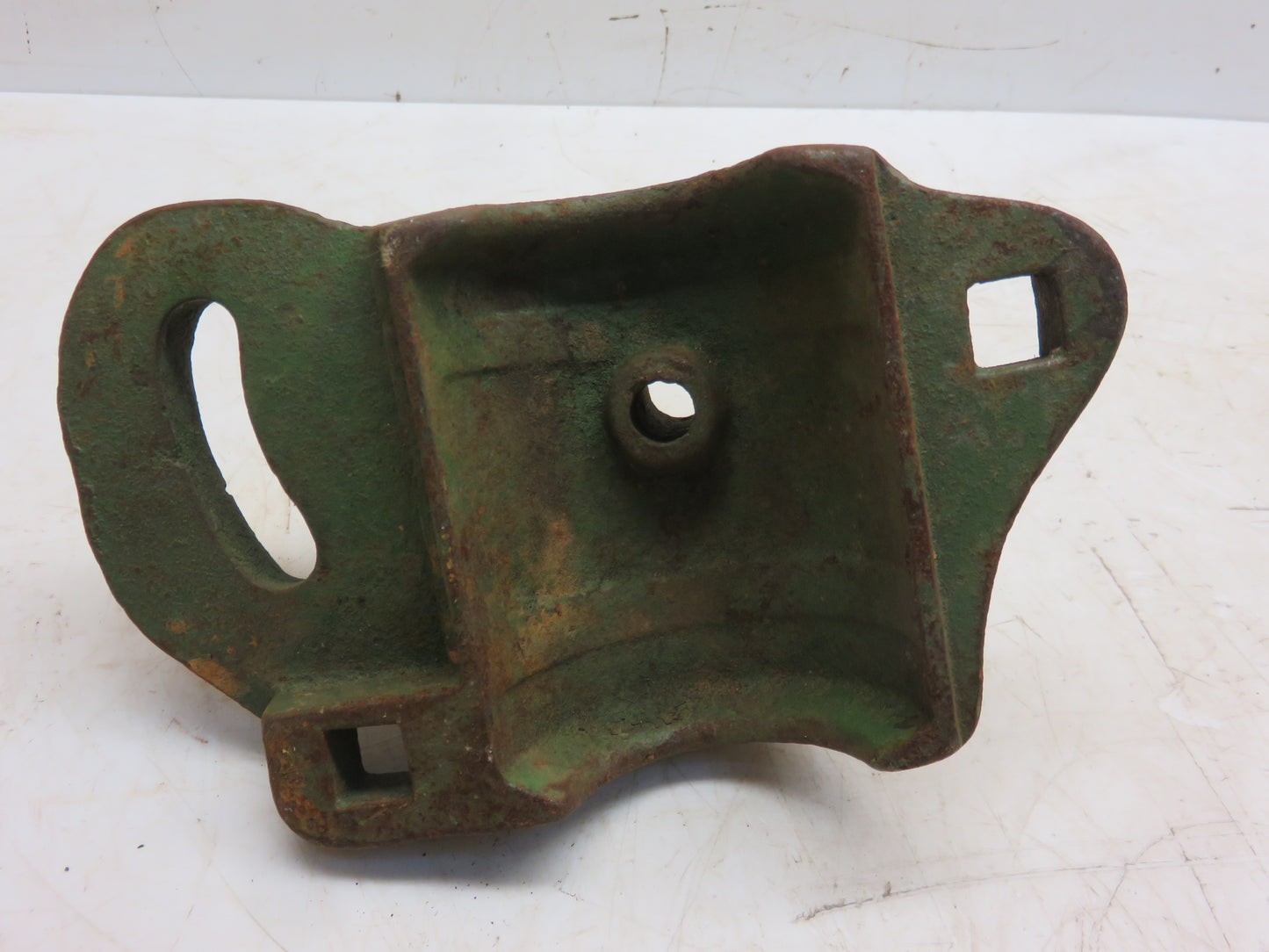 KK1296B John Deere NOS Top Bearing Box For B, L, Z Disc