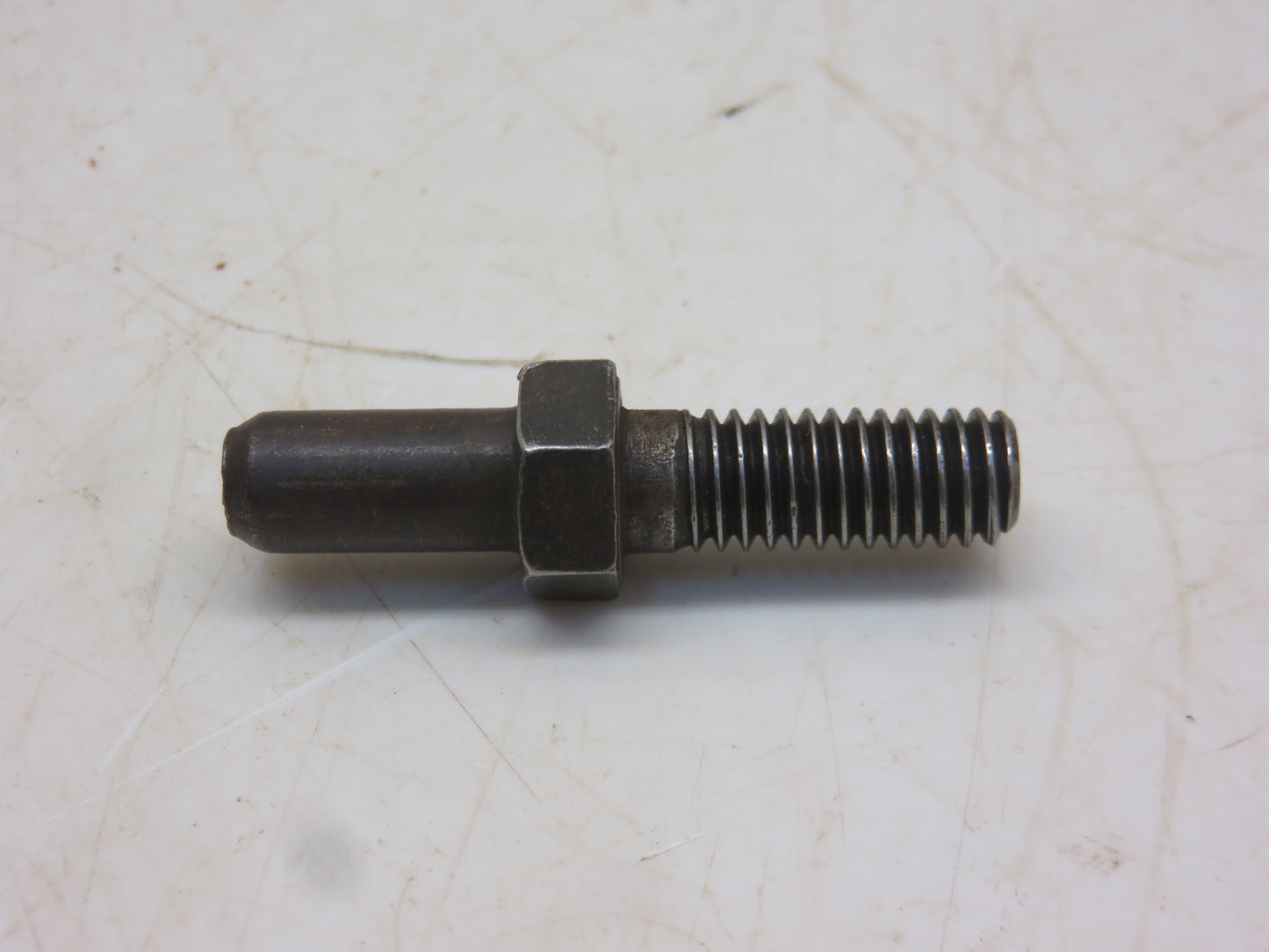 M345T John Deere Transmission Cover Special Bolt For M, MI, MT