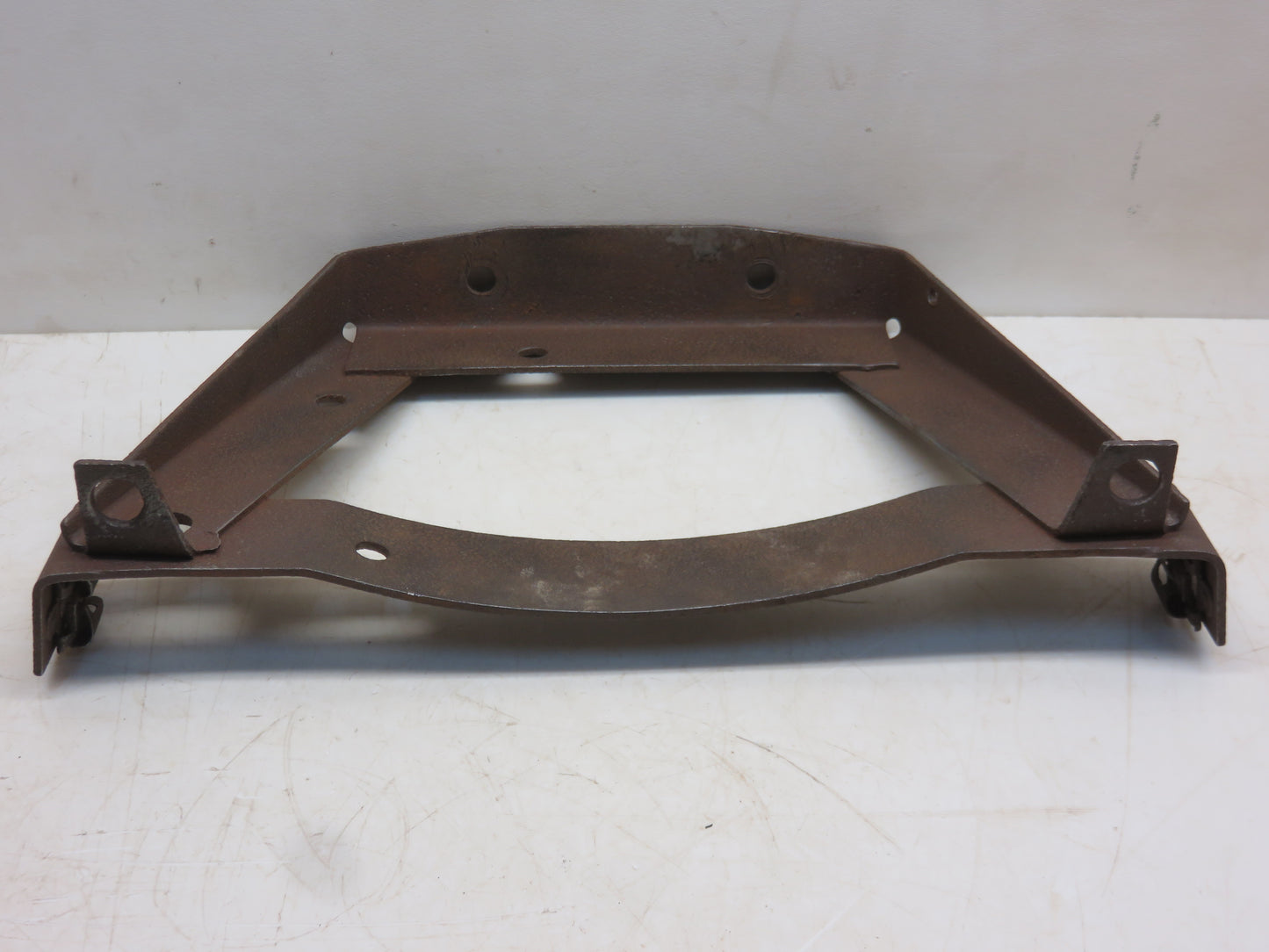 AM307T John Deere Front Fuel Tank Support For M, MI, MT