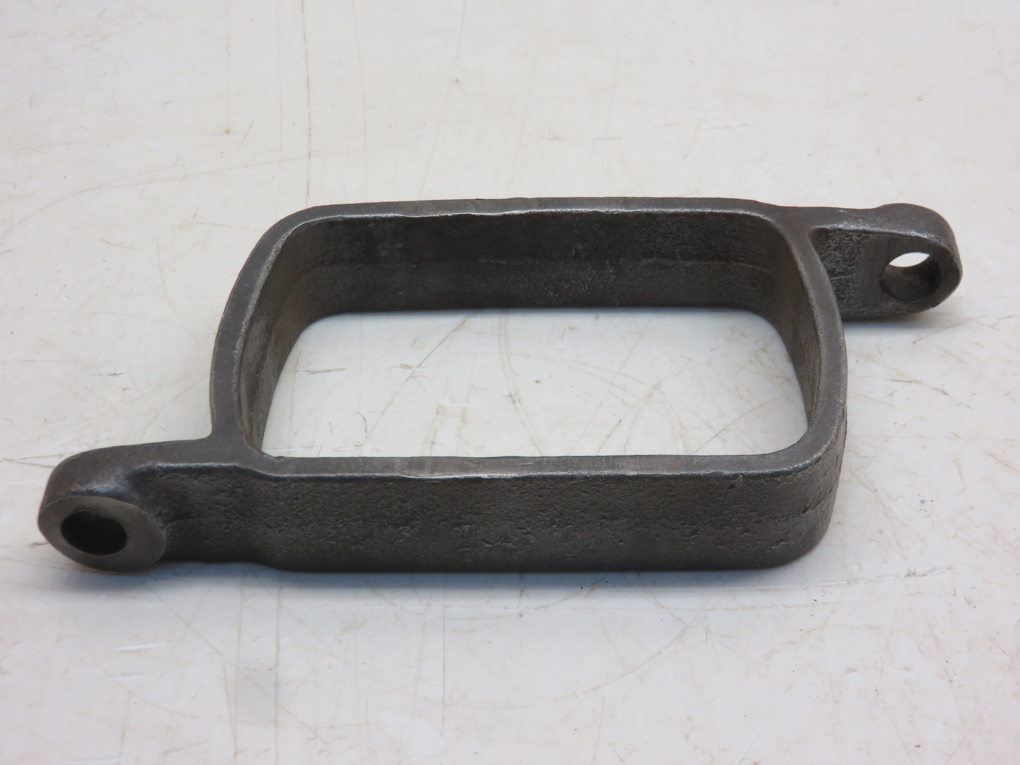 M3525T John Deere Clutch Throw Out Bearing Yoke For 420, 430, 435