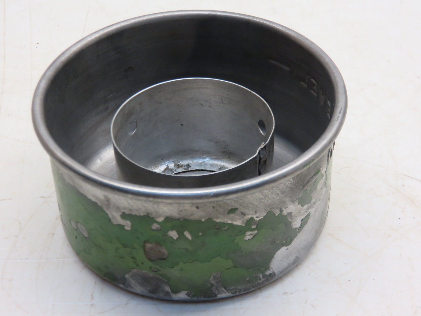 AR599R John Deere Oil Bath Air Cleaner Bowl For R Pony Motor