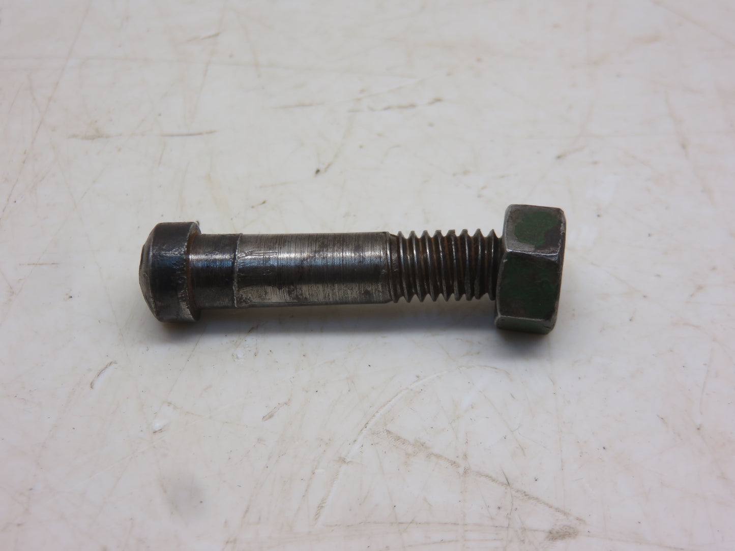 H983R John Deere Round Head Taper Bolt For H, R, 80, 820, 830