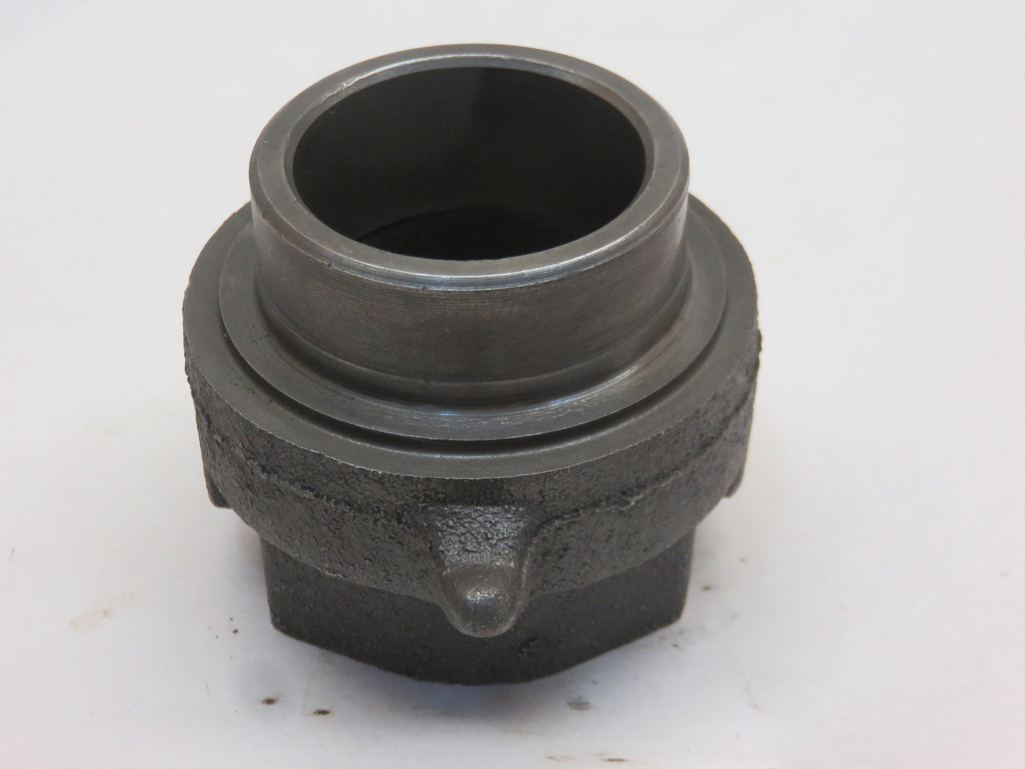 M57T, AM645T John Deere Clutch Throw Out Bearing Carrier For M, 40, 320, 420, 330