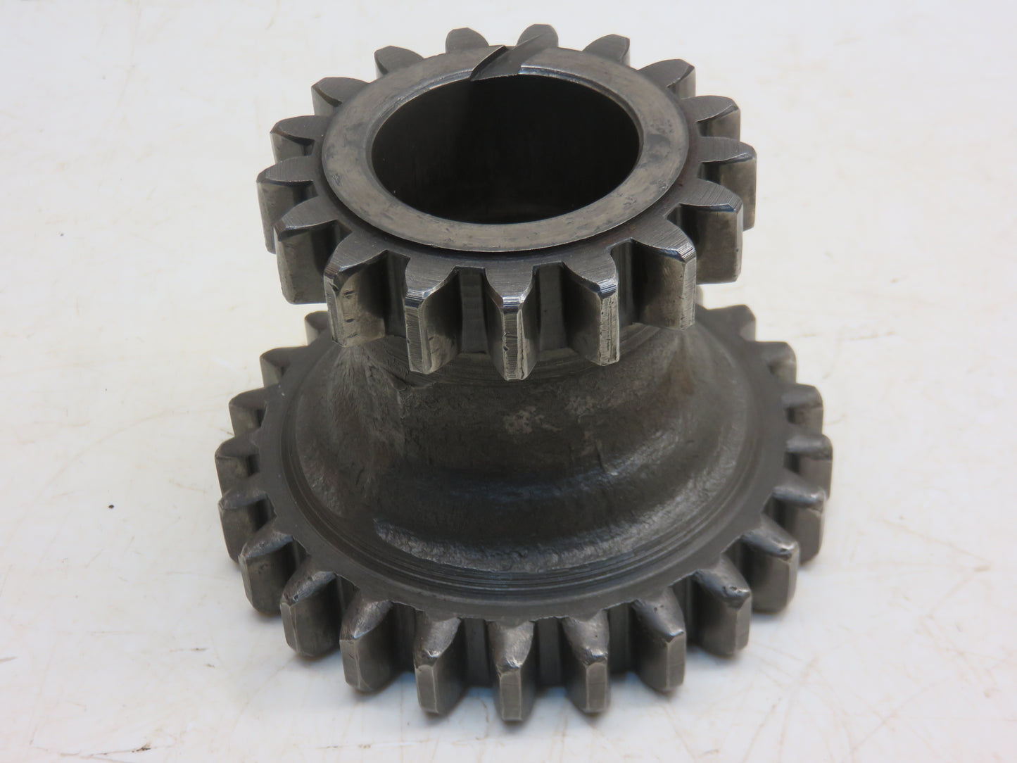 B1375R John Deere Countershaft Idler Gear For B, BO, BR