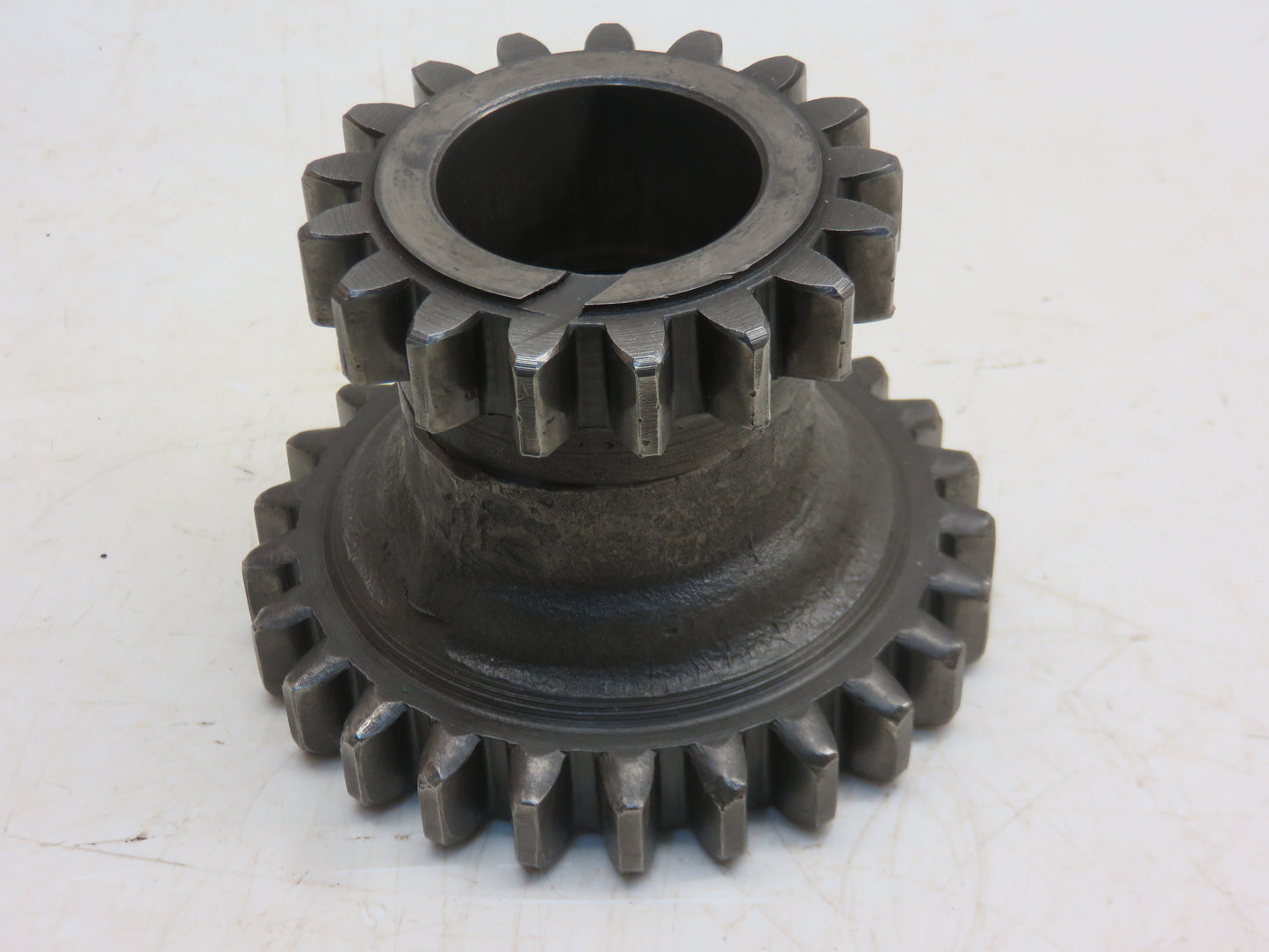 B1375R John Deere Countershaft Idler Gear For B, BO, BR