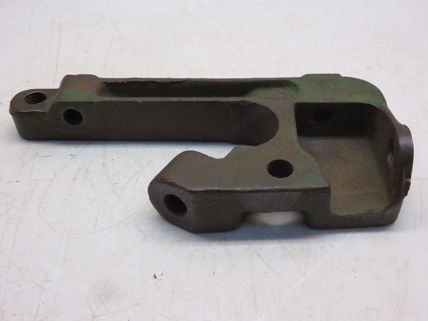 M1397T, AM1390T John Deere Right Implement Attaching Bracket For M, MT, 40, 320, 420, 330