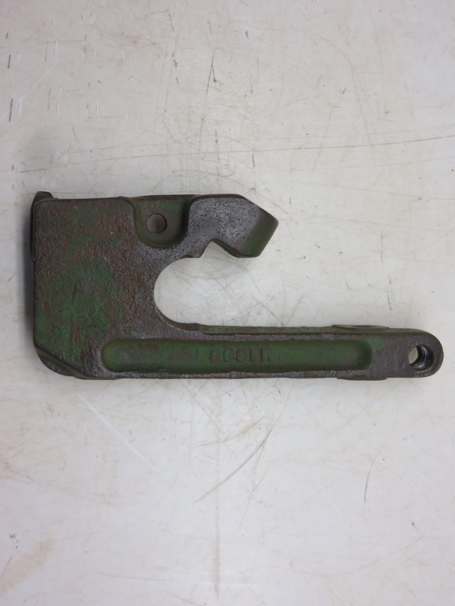 M1398T, AM1391T John Deere Left Implement Attaching Bracket For M, MT, 40, 320, 420, 330
