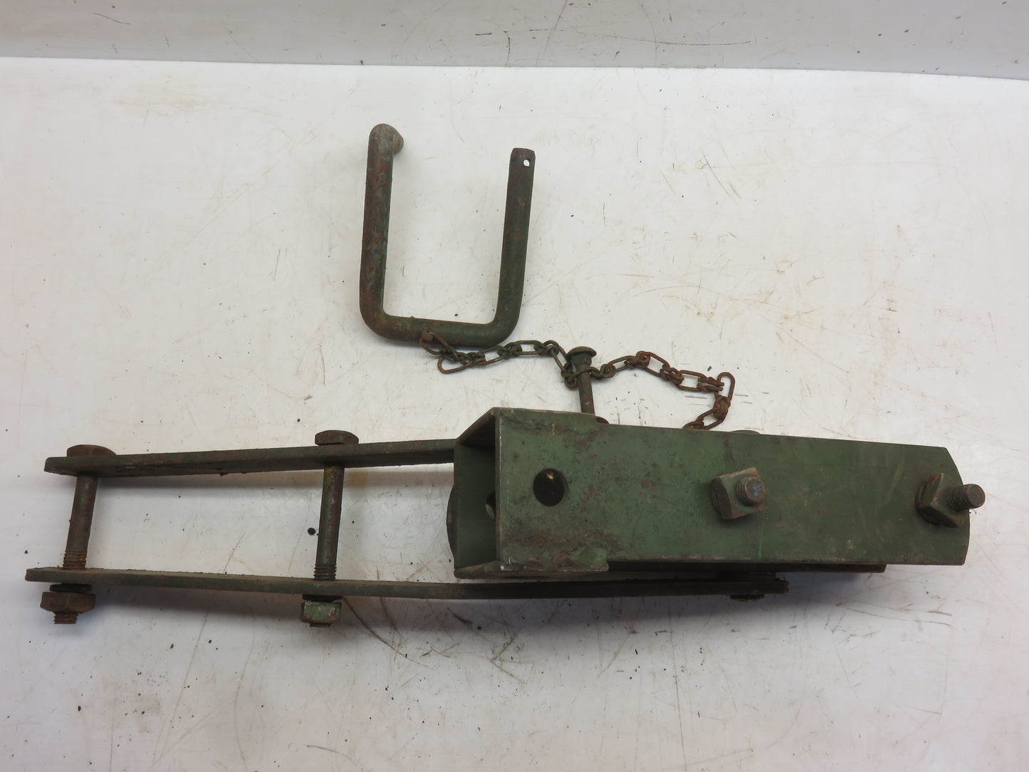 AJ6712HN John Deere NOS Wagon Tongue Assembly For 15, 25, 101, 200 Corn Picker