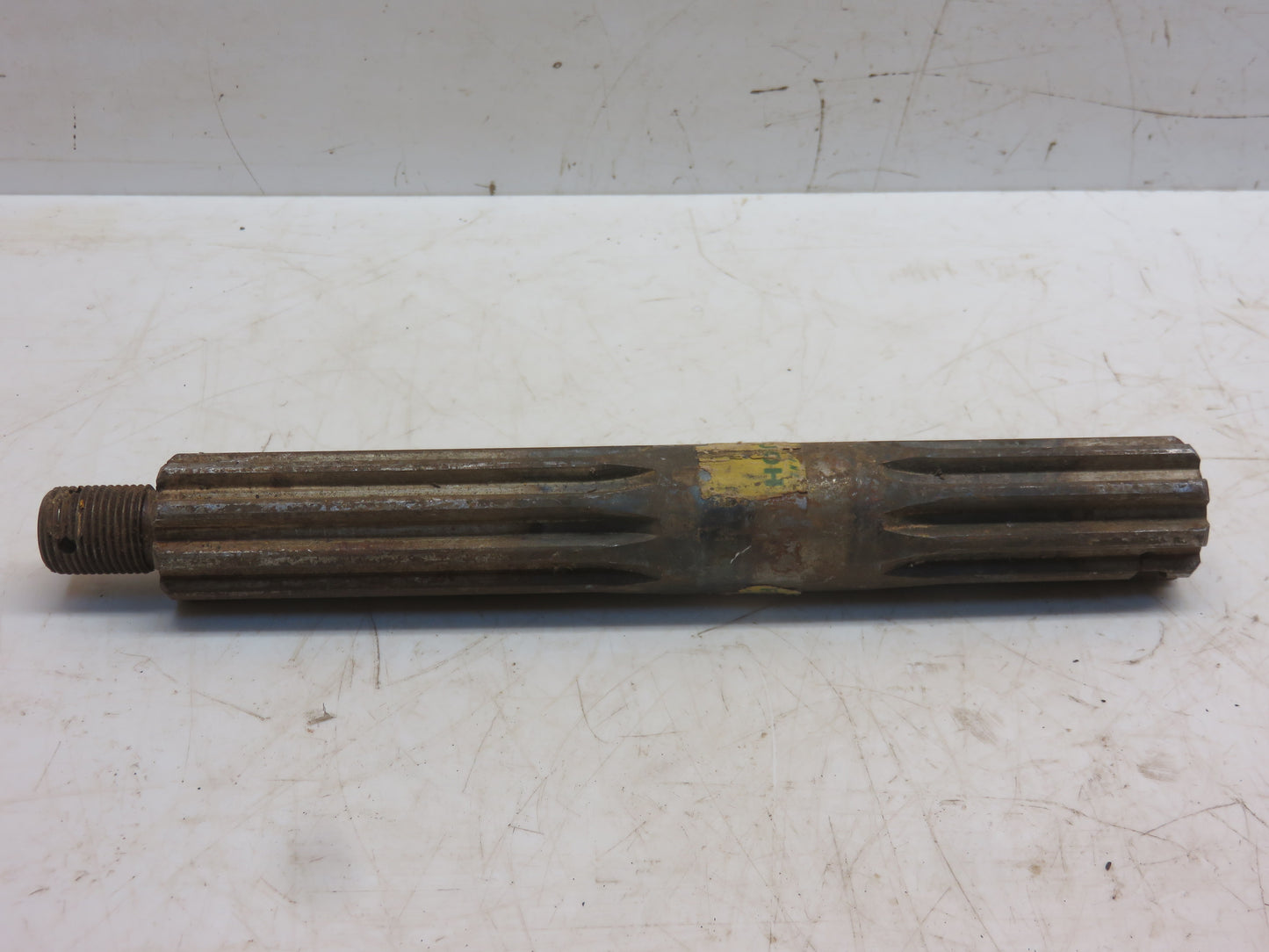 J20937N John Deere NOS Main Drive Gear Box Drive Shaft For 10 Corn Head