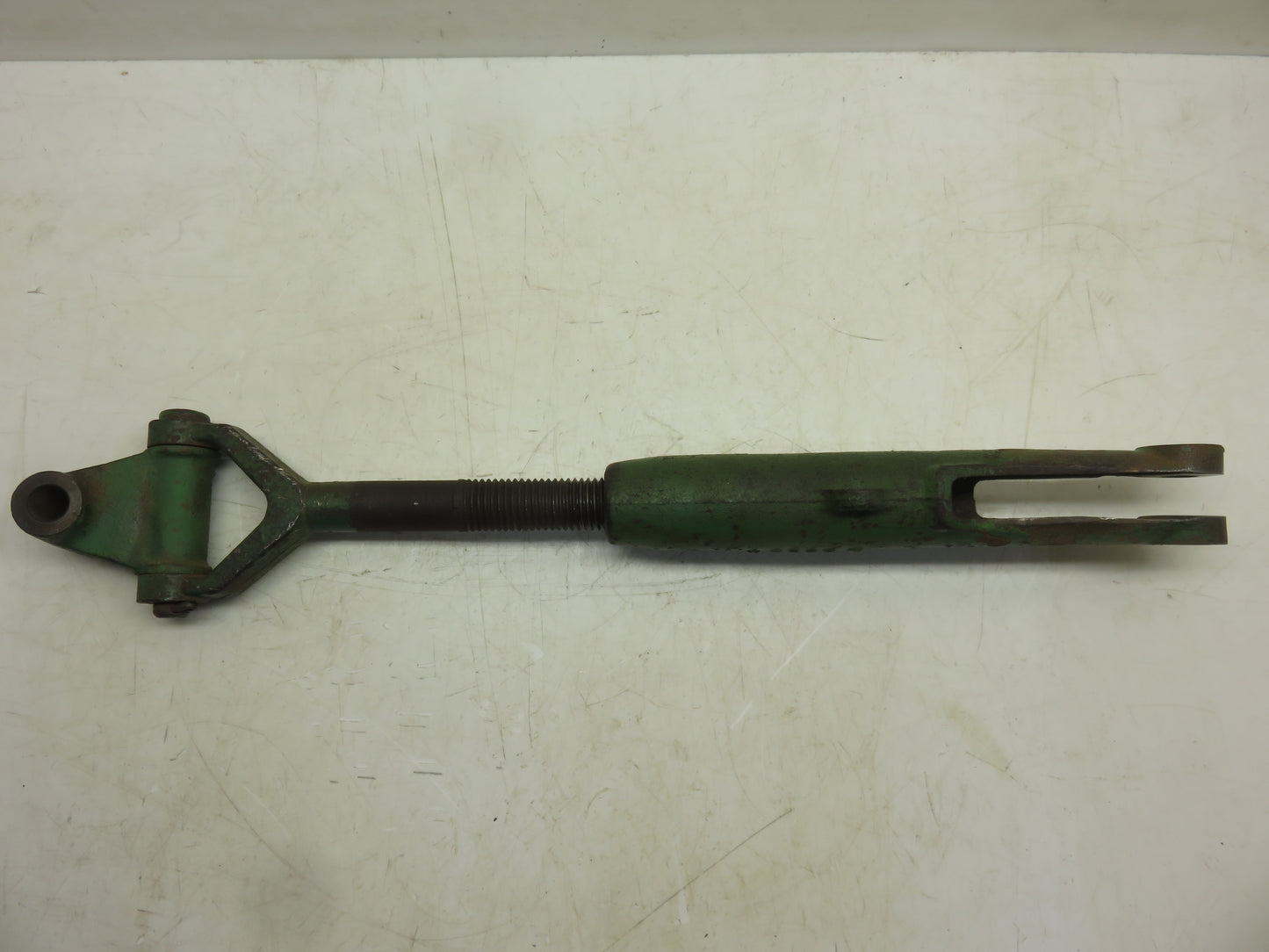AM1896T, M2653T John Deere 3 Point Left Hand Lift Link For 1010