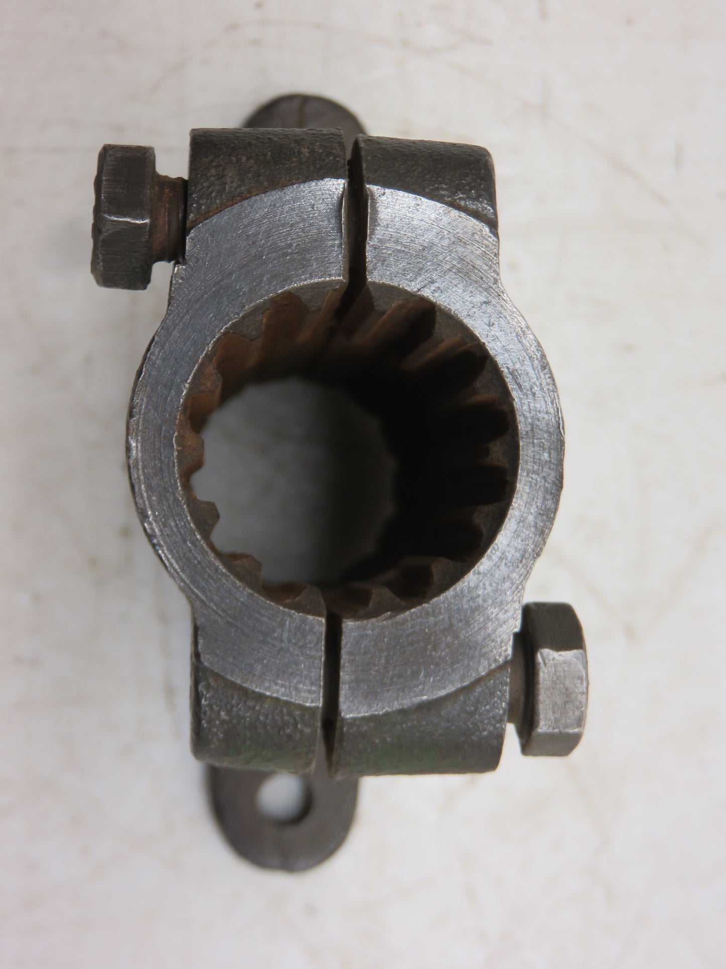 R32333 John Deere Hydraulic Pump Drive Shaft For 3010, 4010, 5010