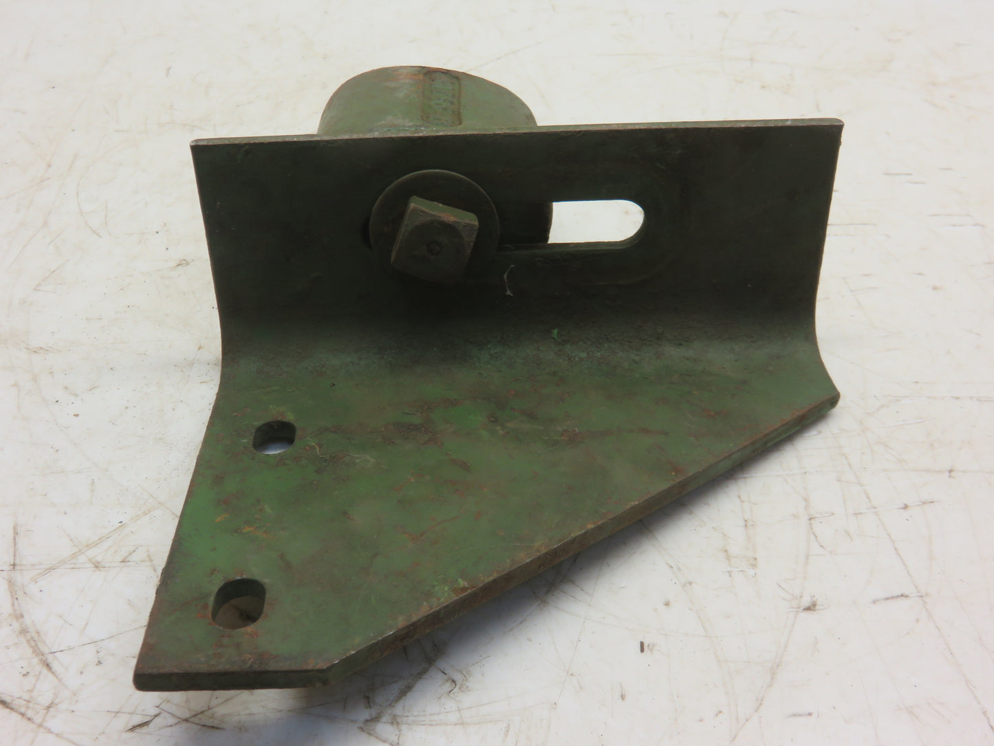J1766N, J17722N John Deere NOS Chain Tightener With Bracket For 101 Corn Picker