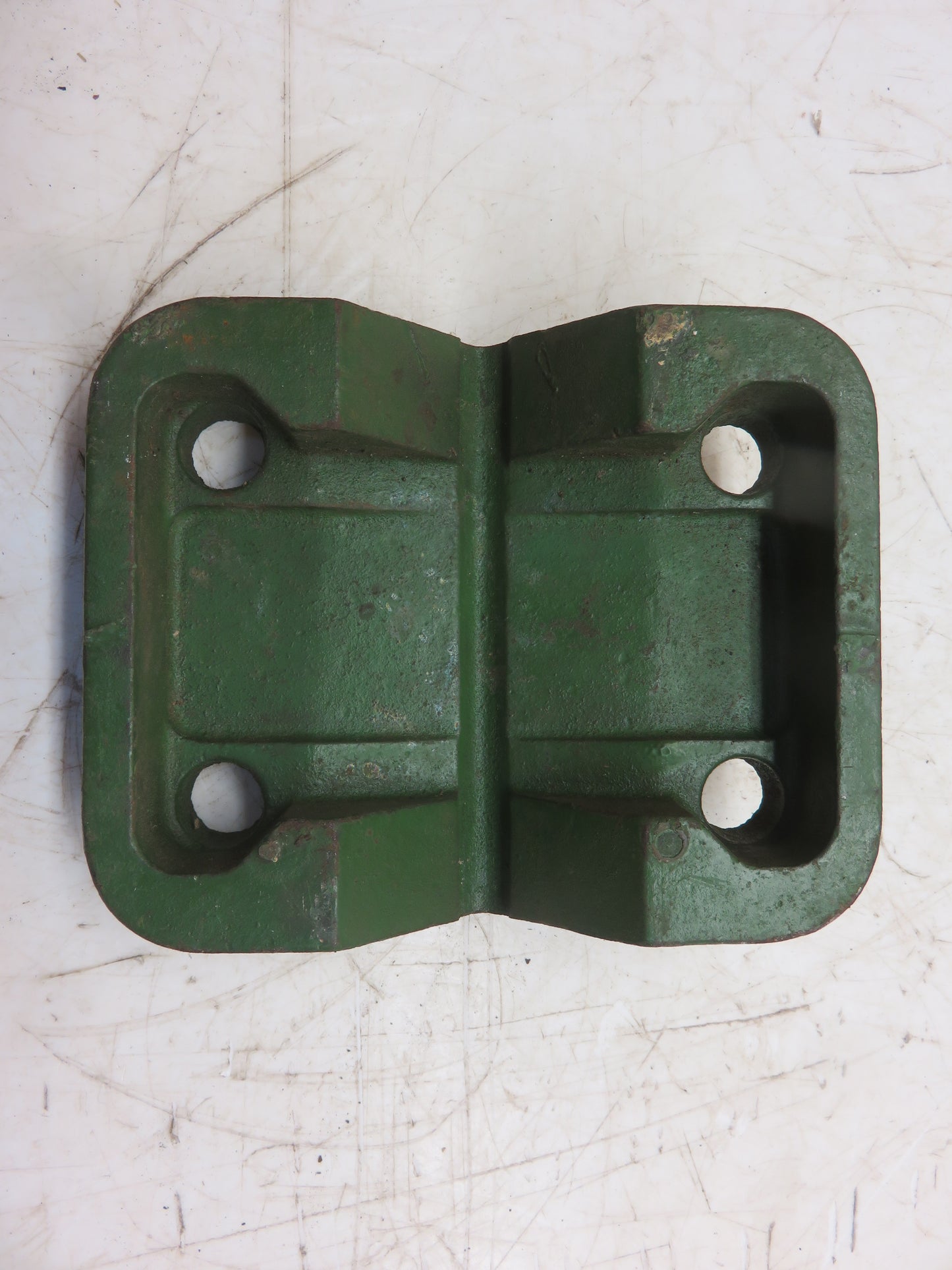 N4503D, B15671B John Deere NOS Mounting Bracket Clamp Cap For 70, 71 Planter