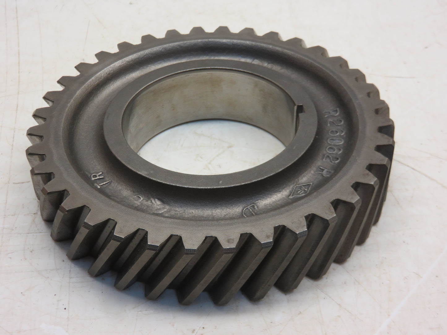 R26062 John Deere Sixth And Eighth Speed Countershaft Gear For 4010