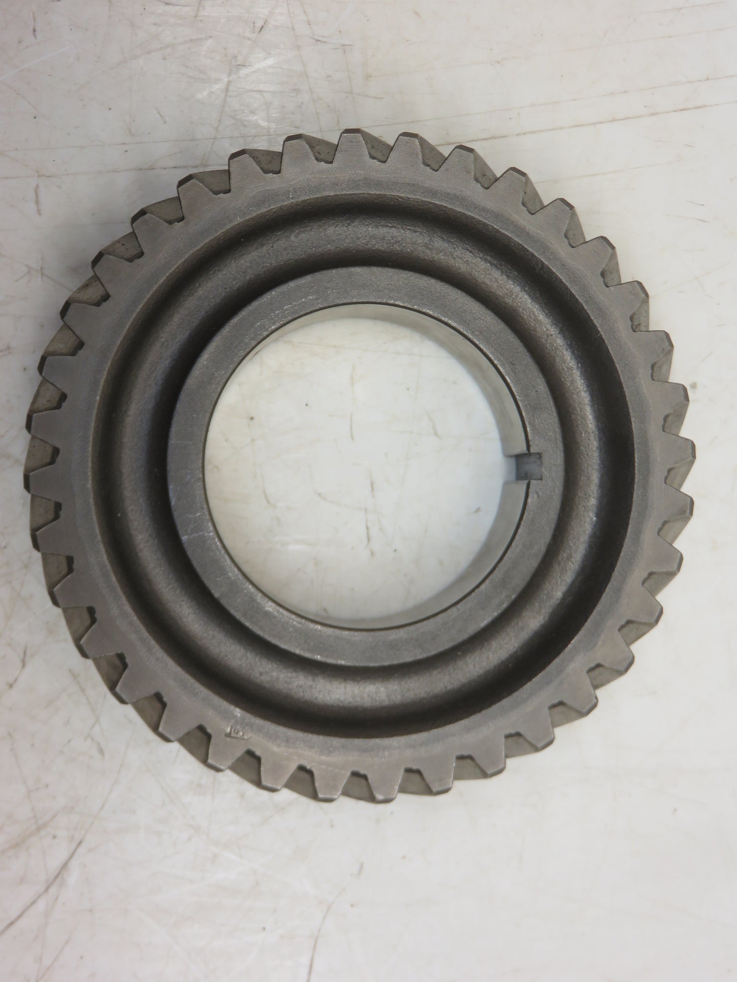 R26062 John Deere Sixth And Eighth Speed Countershaft Gear For 4010