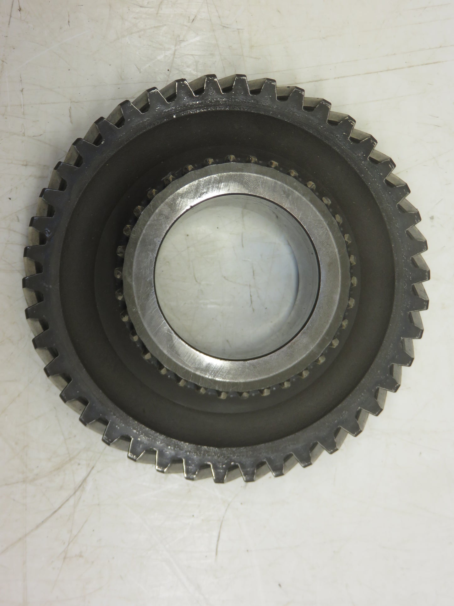 R26236 John Deere Second And Fifth Speed Gear For 4010