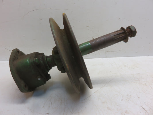 PK1642H, PK1456H John Deere NOS Drive Shaft, Pulley And Bearing Quill For 30 Combine