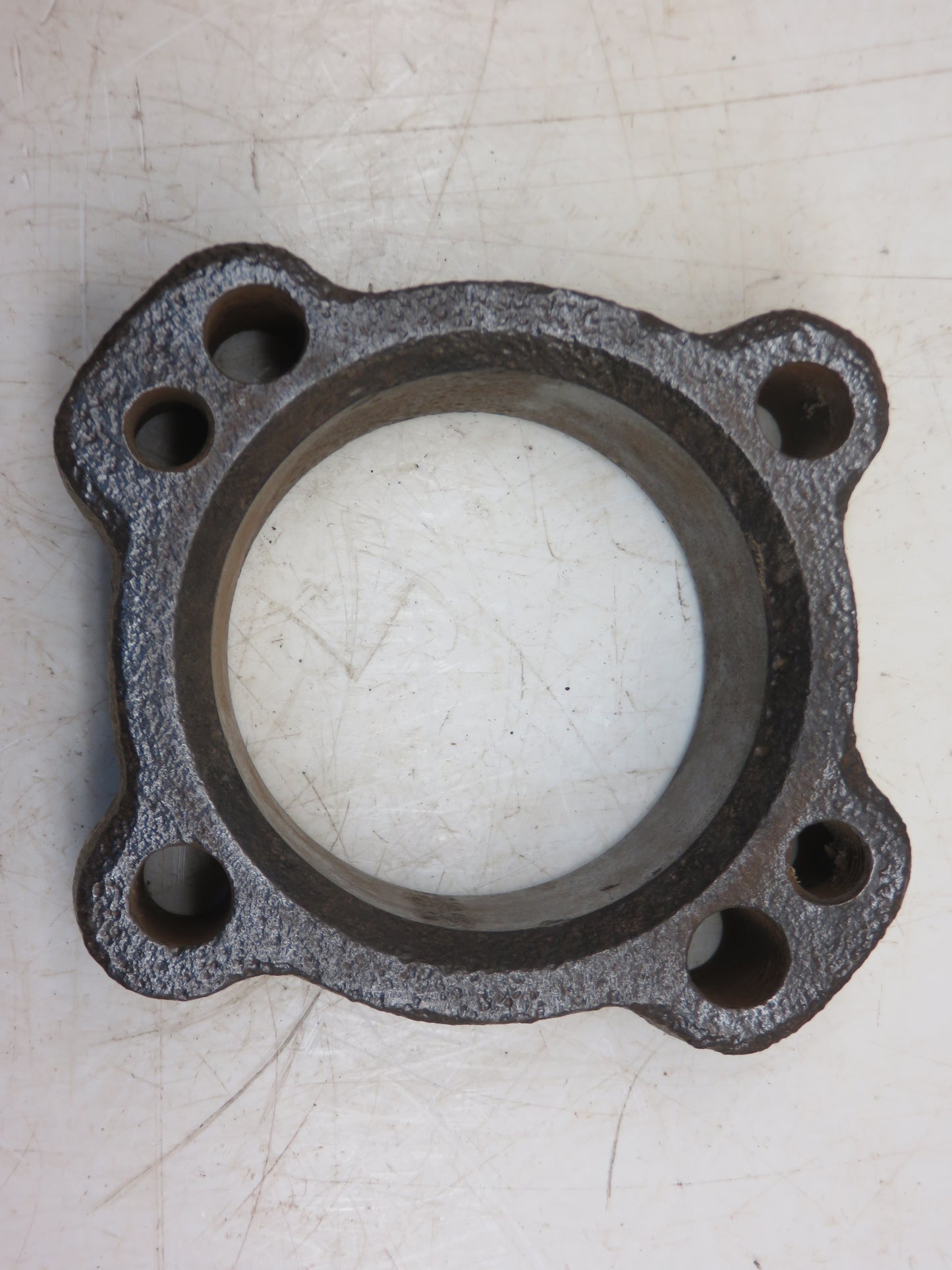 B25R John Deere Rear Wheel Hub Clamp For B